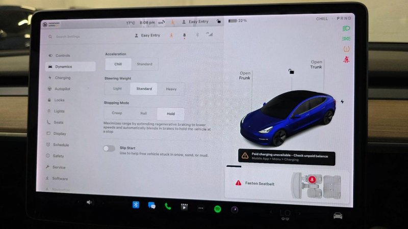 TESLA MODEL 3